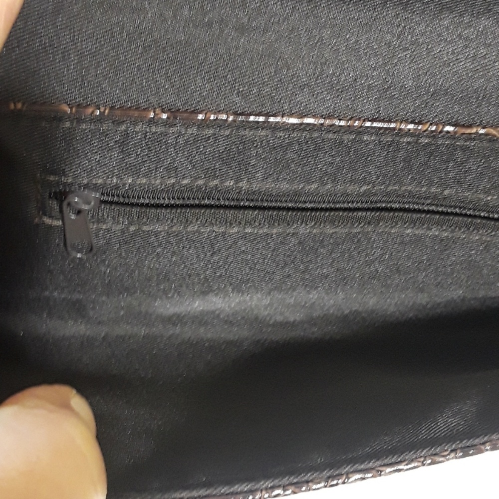 Women's Faux Alligator Handbag Clutch Brown - Picture 3 of 4